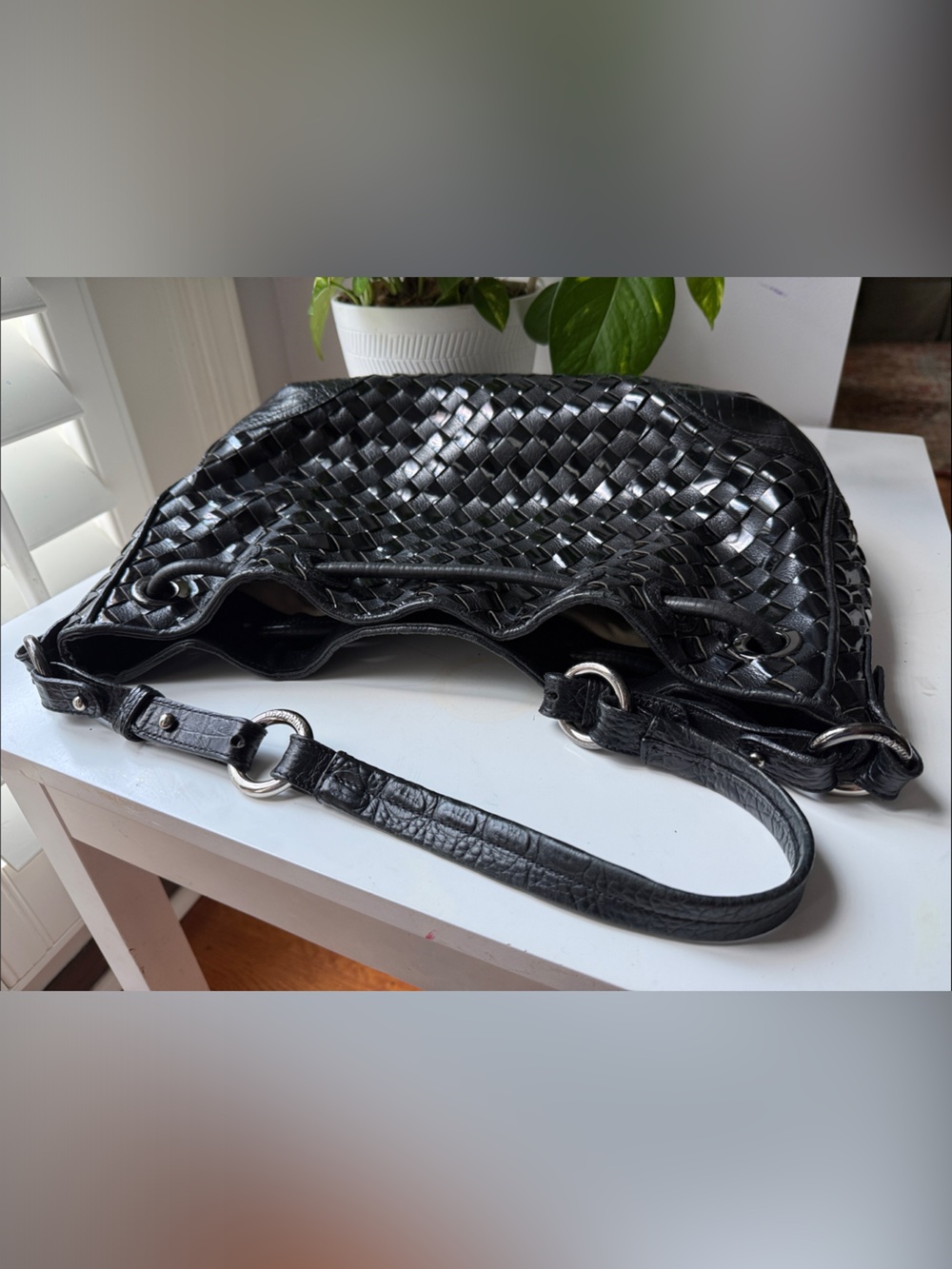 Brahmin Black Woven Leather Bucket/Drawstring Shoulder Bag - Picture 13 of 17